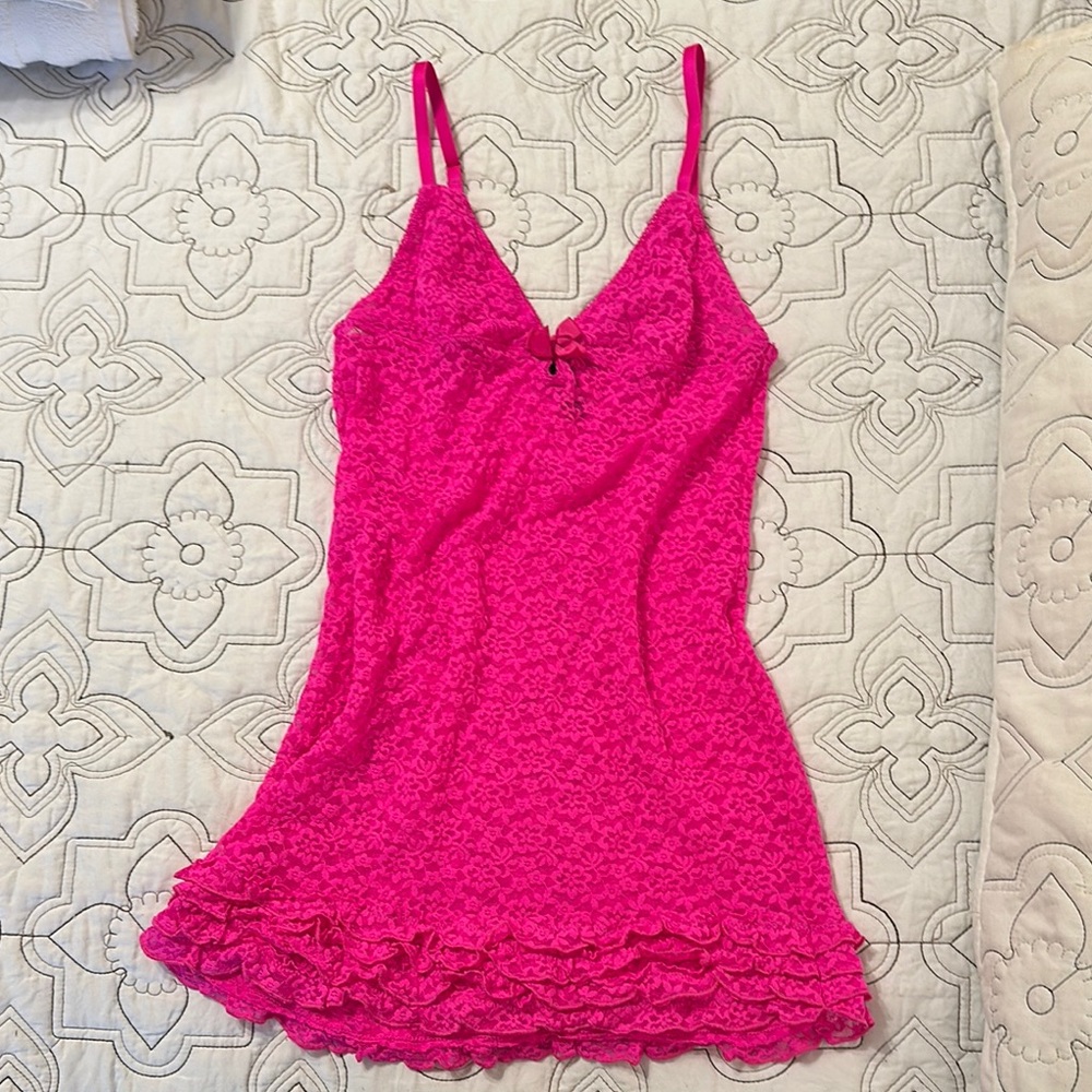 Victoria’s Secret vintage Pink Lace Baby doll dress with Ruffle Detail and bow